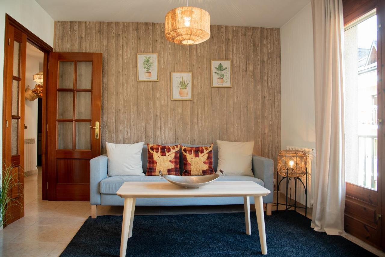Apartament La Cabanera Sort Esterno foto